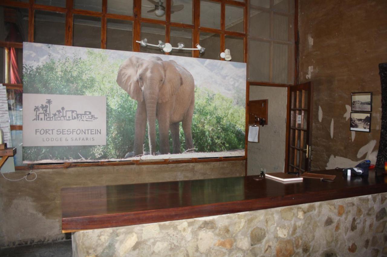 Fort Sesfontein Lodge & Safaris Екстериор снимка