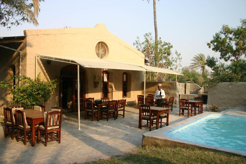 Fort Sesfontein Lodge & Safaris Екстериор снимка